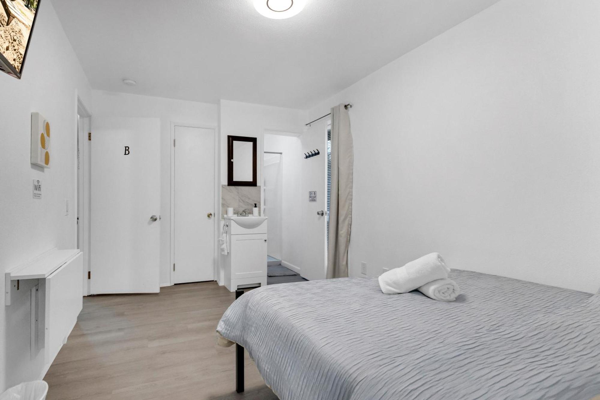 Central Bellevue Retreat מראה חיצוני תמונה